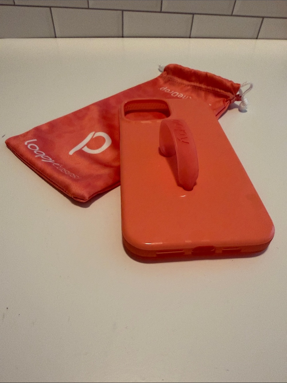 Loopy Case Coral/Peach Cheetah 🐆 Phone Case with Built-In Loop Grip